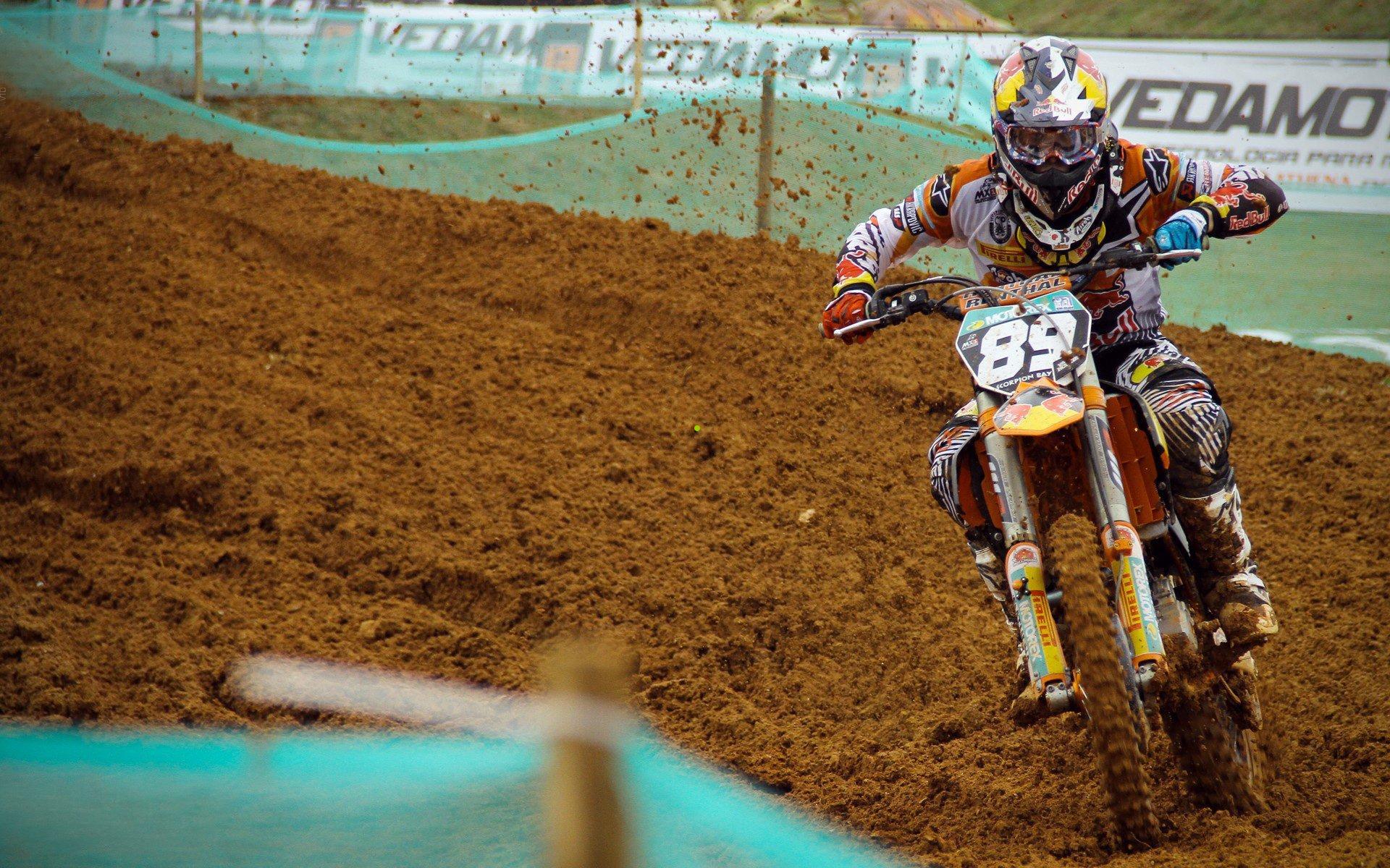 久尔杰维奇赛后高度评价，下半场表现令人满意 球队优点全面展现